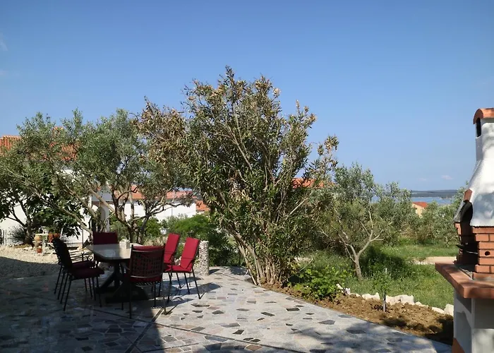 アパート Sany&toyo *